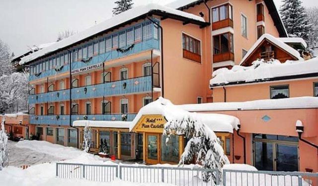 Hotel Piancastello Андало Екстериор снимка