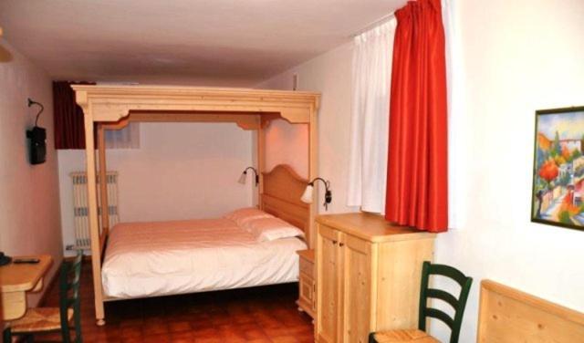 Hotel Piancastello Андало Екстериор снимка