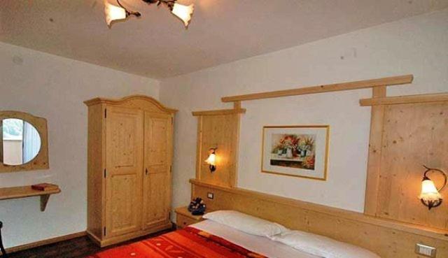 Hotel Piancastello Андало Екстериор снимка