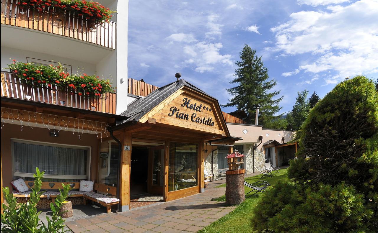 Hotel Piancastello Андало Екстериор снимка