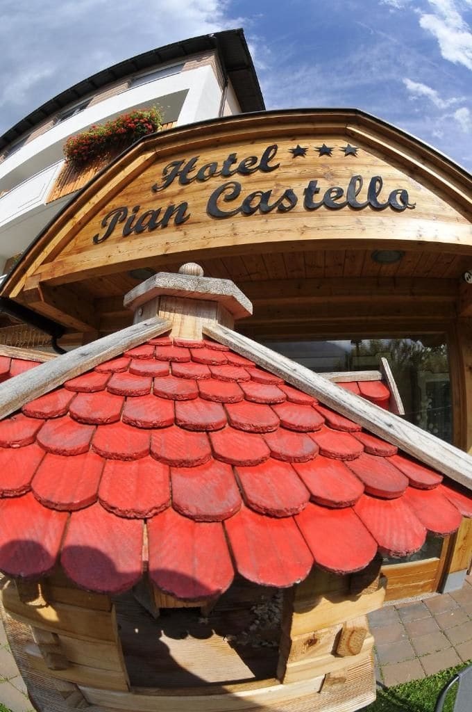 Hotel Piancastello Андало Екстериор снимка